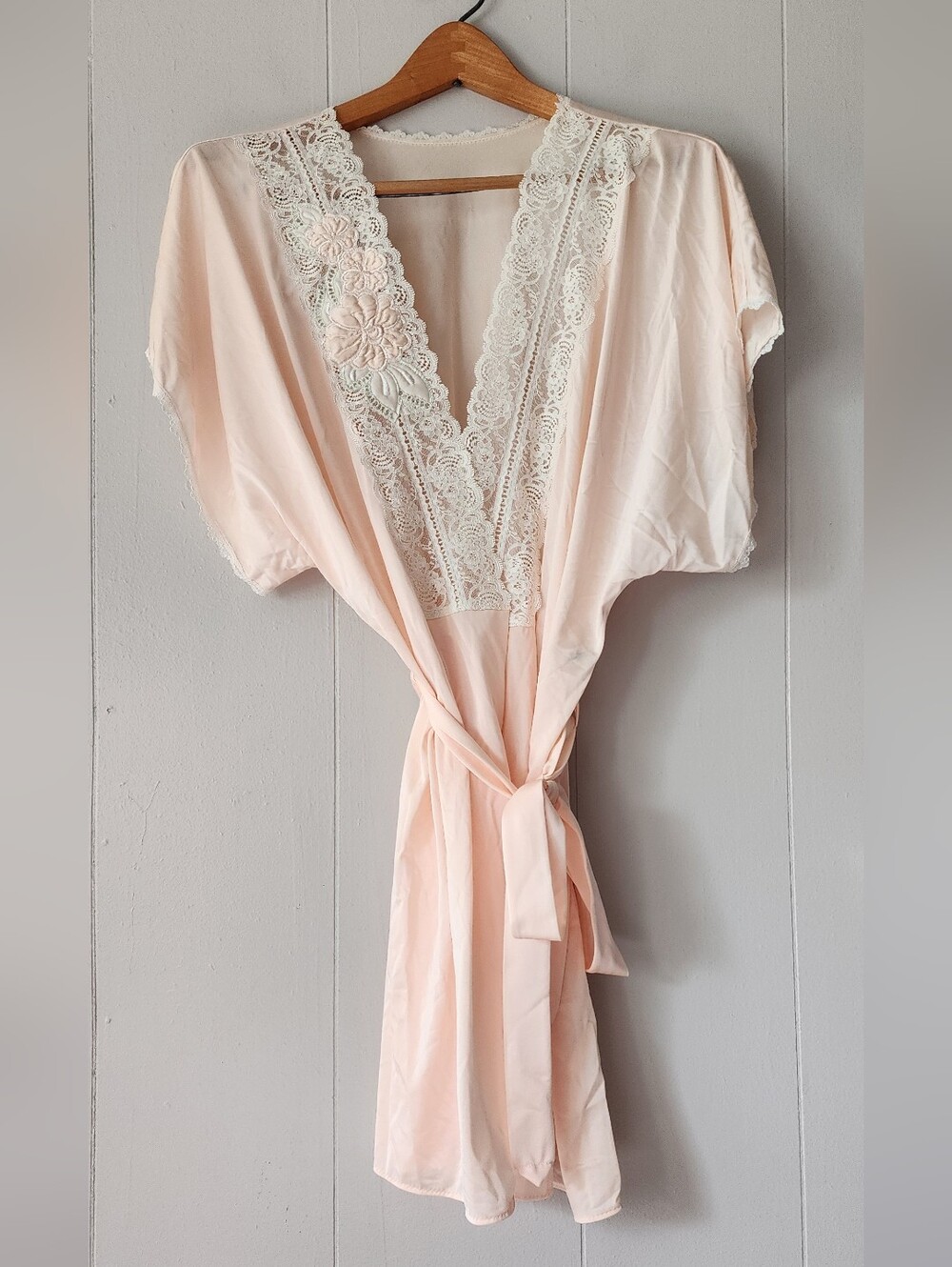 Vintage Shadowline Peach Lace Short Large Robe 70s 80s